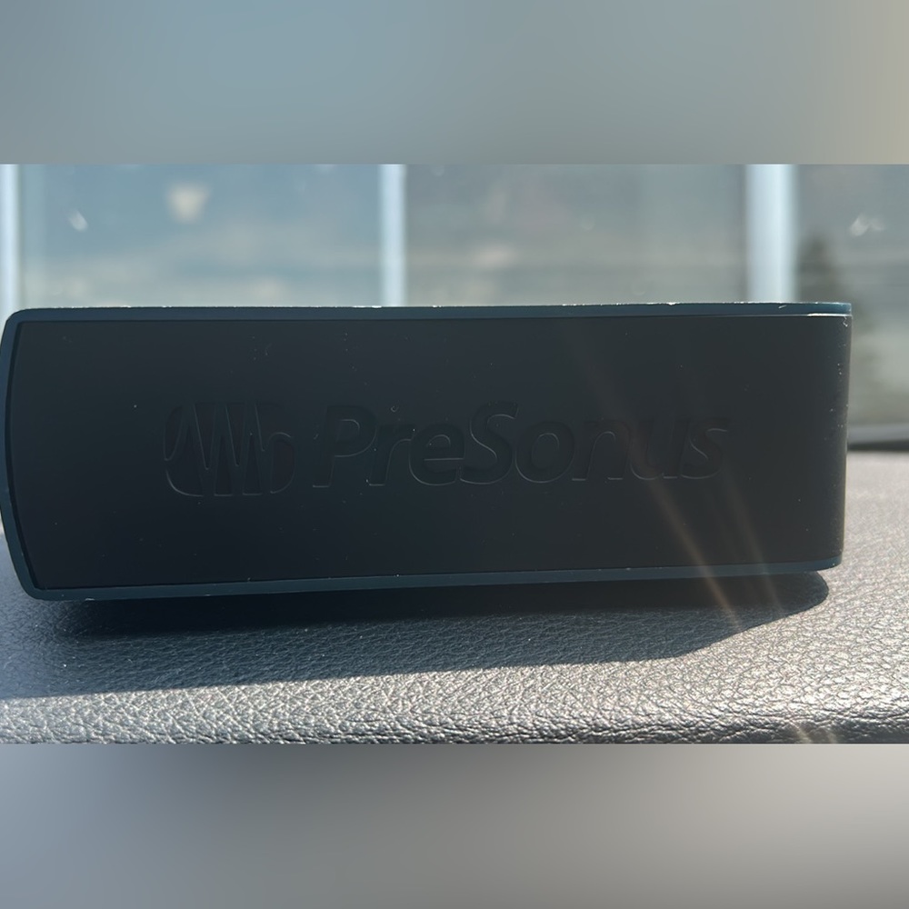 PreSonus AudioBox iOne - Picture 2 of 3